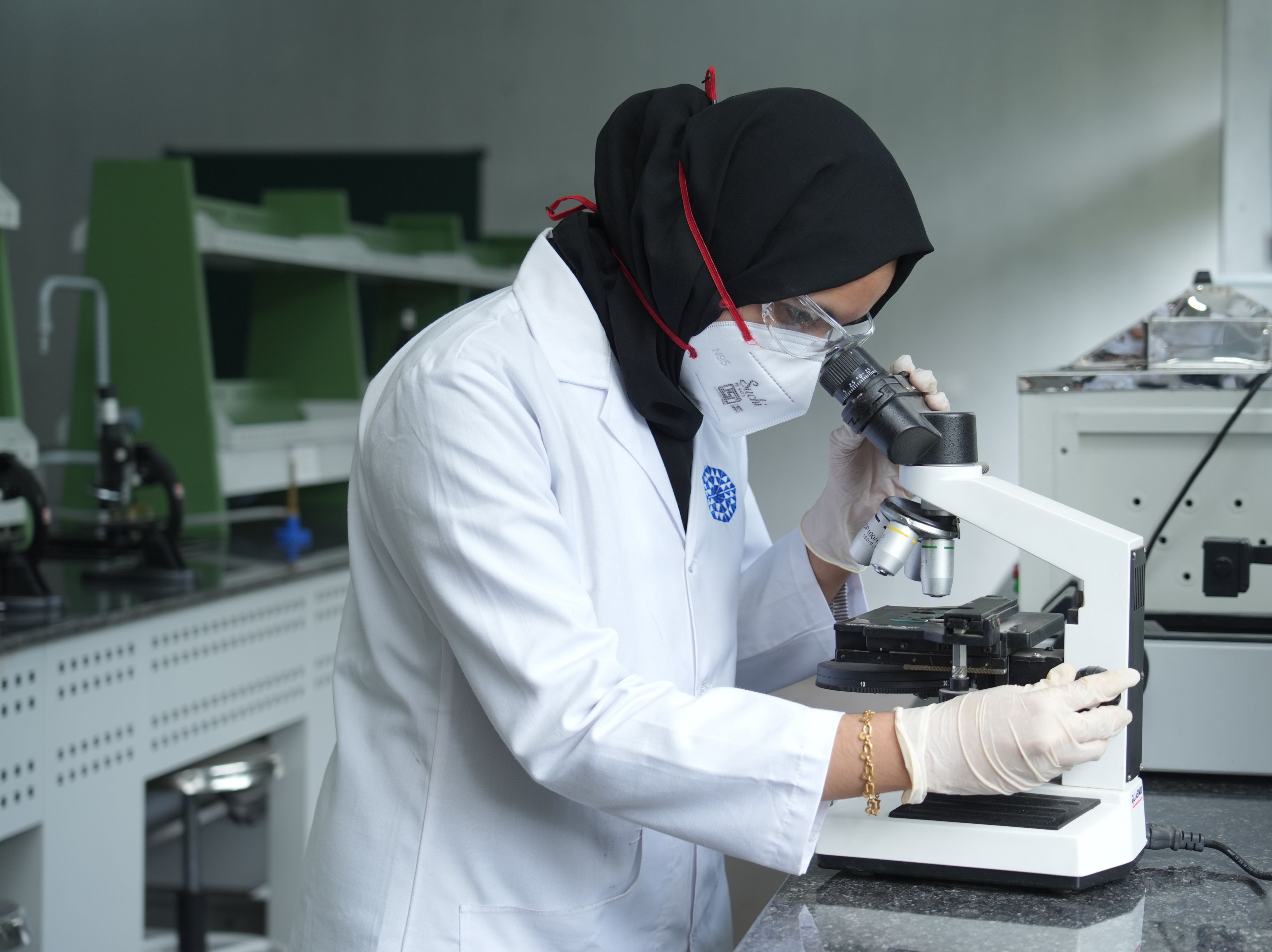 LABORATORIES